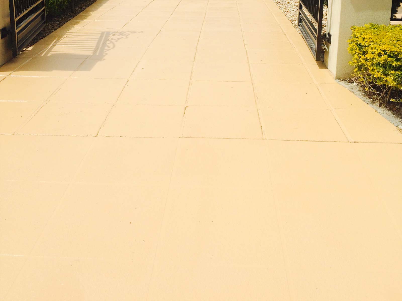 sealed concrete driveway restoration